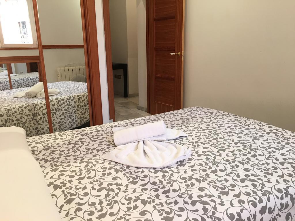 Apartamentos Good Stay Prado 马德里 外观 照片