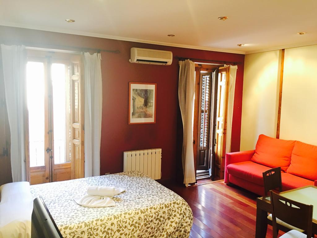 Apartamentos Good Stay Prado 马德里 外观 照片