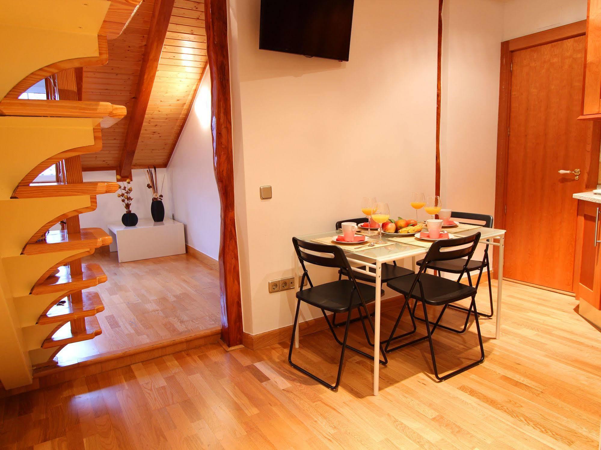 Apartamentos Good Stay Prado 马德里 外观 照片