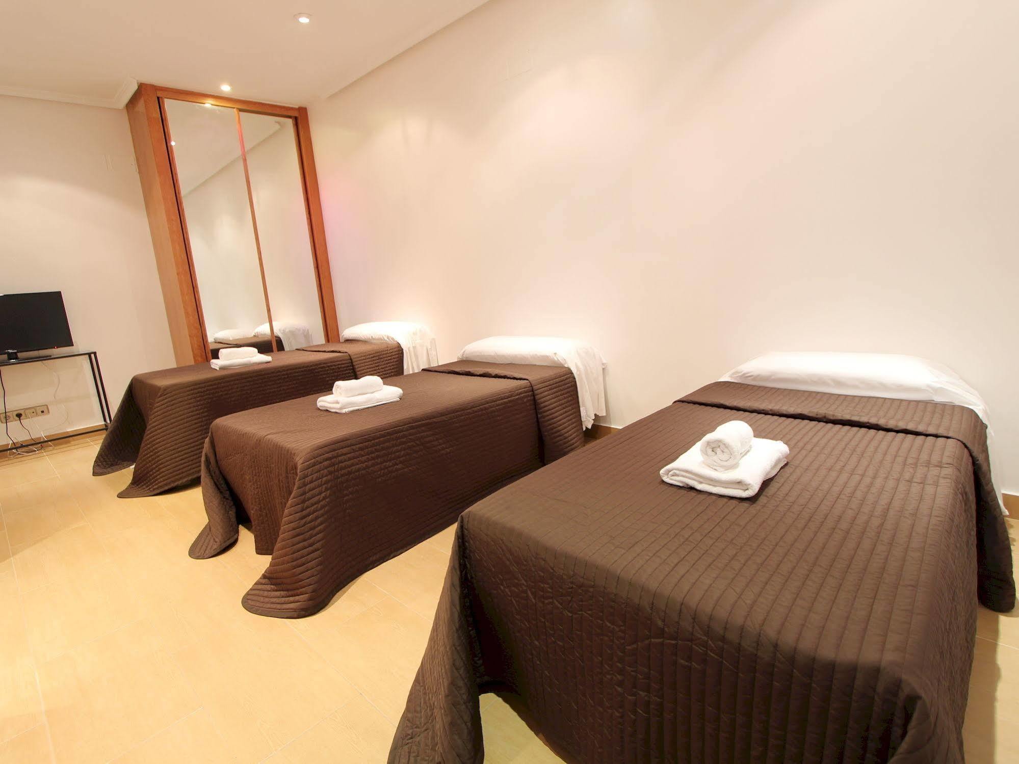 Apartamentos Good Stay Prado 马德里 外观 照片